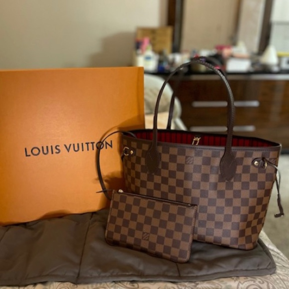 Louis Vuitton Neverfull PM